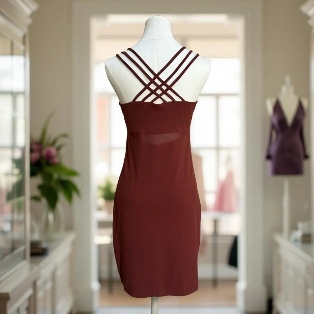 NWT Athleta Hyper Focused Stretch Dress! Burgundy! Medium! NEW! - Picture 8 of 8